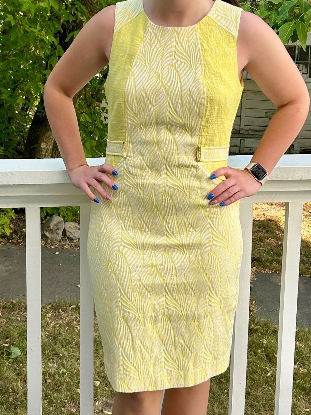 Calvin Klein textured sleeveless sheath dress Size 8
